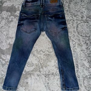 2 T jeans